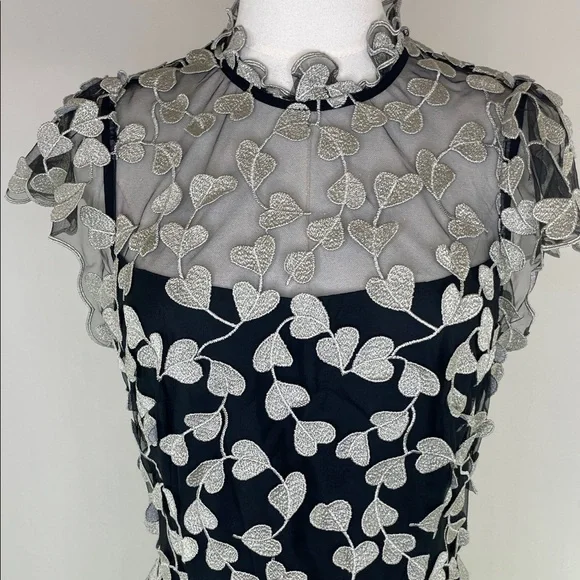 Shoshanna Liberty Dress with heart-shaped lace overlay, 8 - Picture 13 of 15